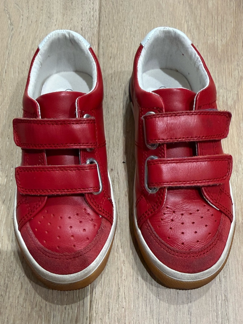 Mini Boden Red Leather Low Top Sneakers 11.5